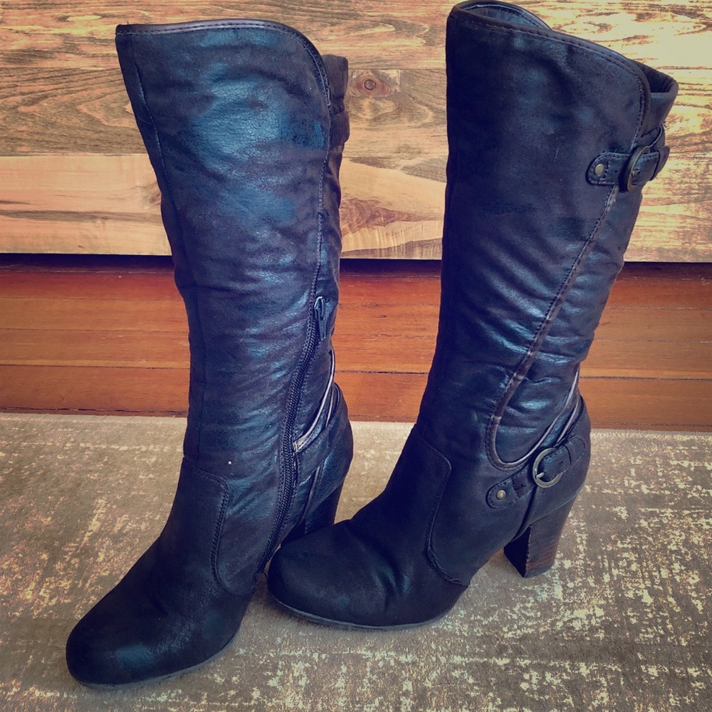 BareTraps brown distressed buckled heel boots sz 8